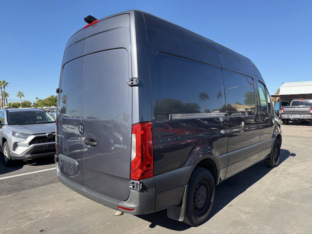 Used 2021 Mercedes-Benz Sprinter 2500 w/ Driver Convenience Package image 13