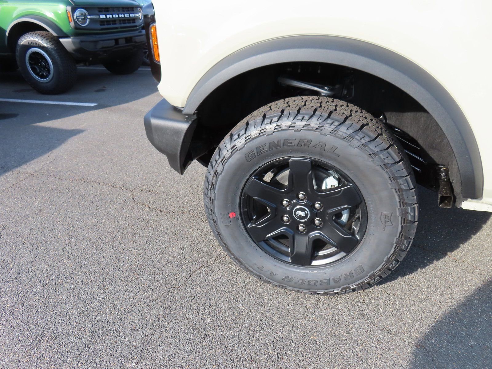 New 2025 Ford Bronco Big Bend AWD/4WD image 8