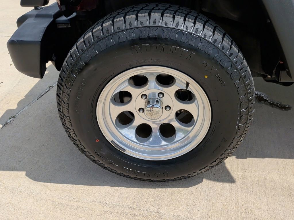 Used 2010 Jeep Wrangler Unlimited Rubicon w/ Dual Top Group image 35