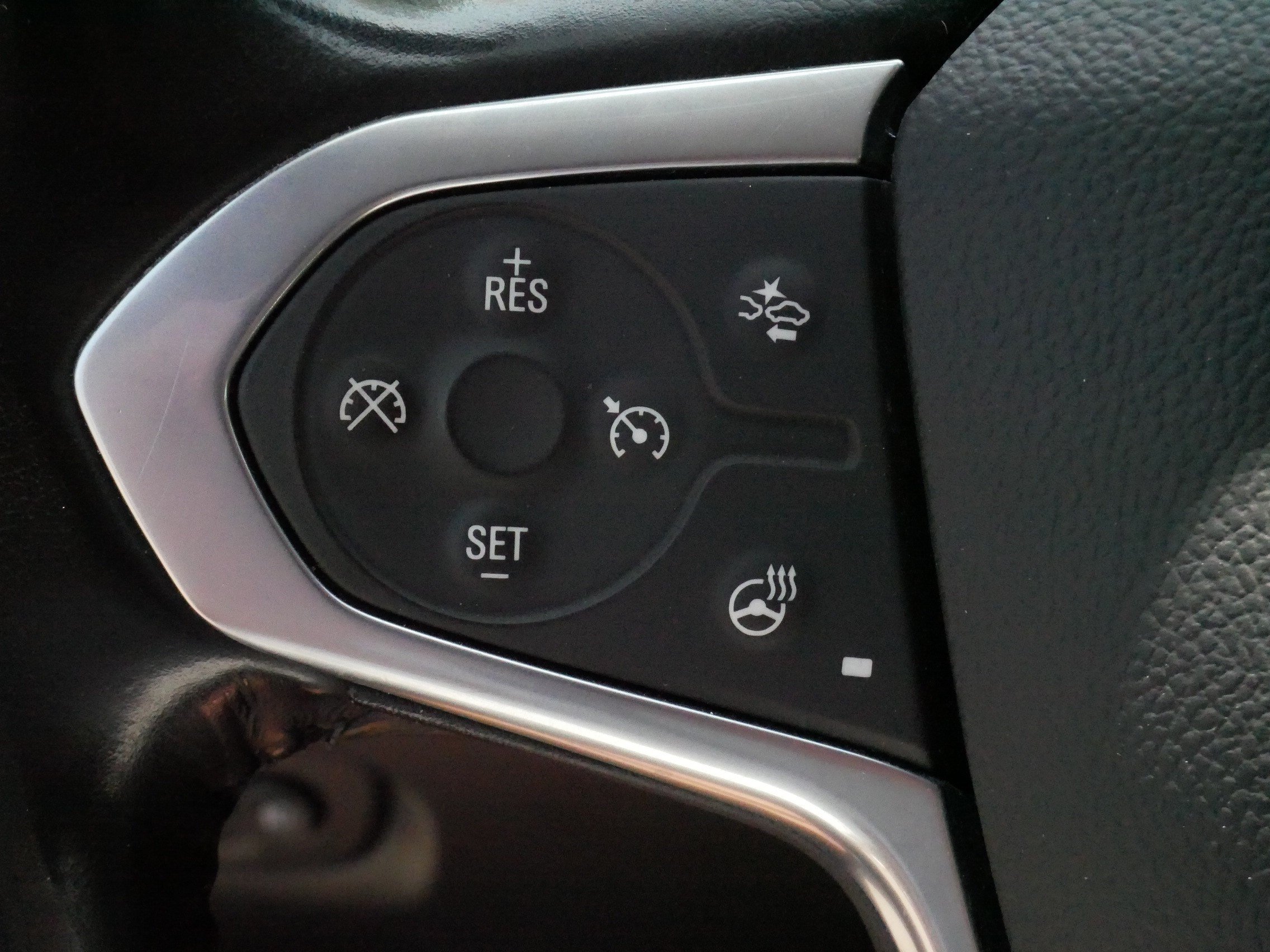 Used 2021 Chevrolet Traverse High Country AWD/4WD image 25