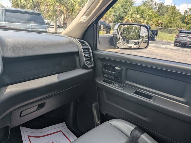 Used 2020 RAM 2500 Tradesman w/ Chrome Appearance Group image 15