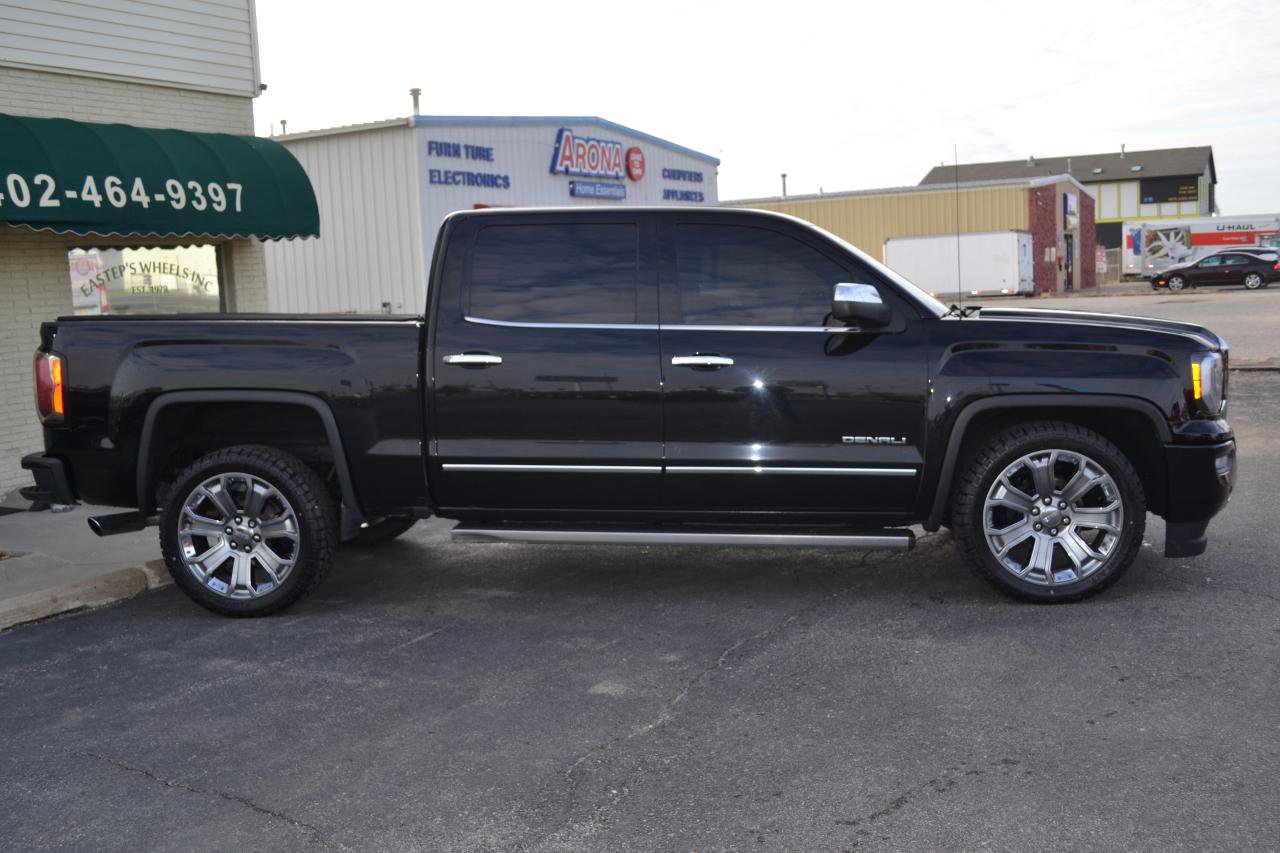Used 2018 GMC Sierra 1500 Denali w/ Denali Ultimate Package image 10