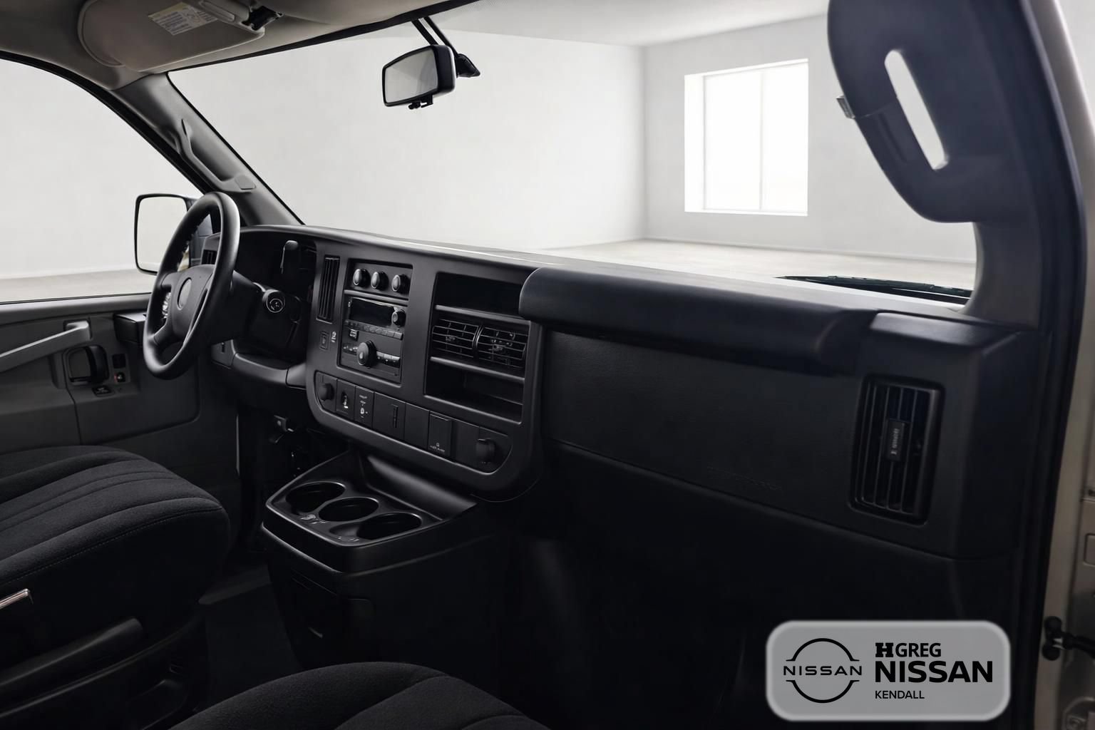 Used 2024 GMC Savana 2500 w/ Driver Convenience Package RWD image 9