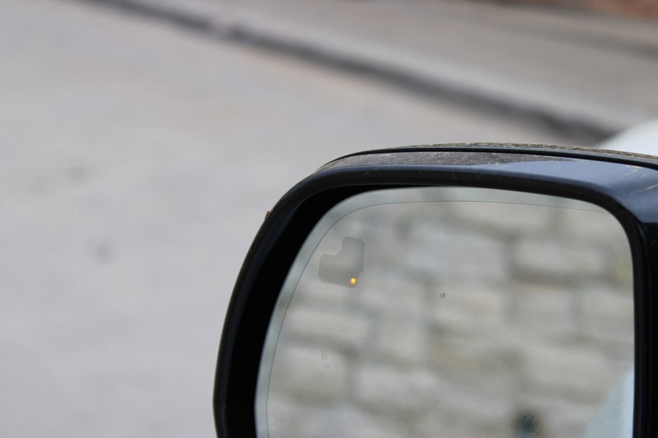 Used 2023 Land Rover Range Rover Sport SE Dynamic image 23