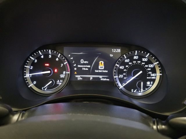 Used 2020 Toyota Highlander XLE image 22