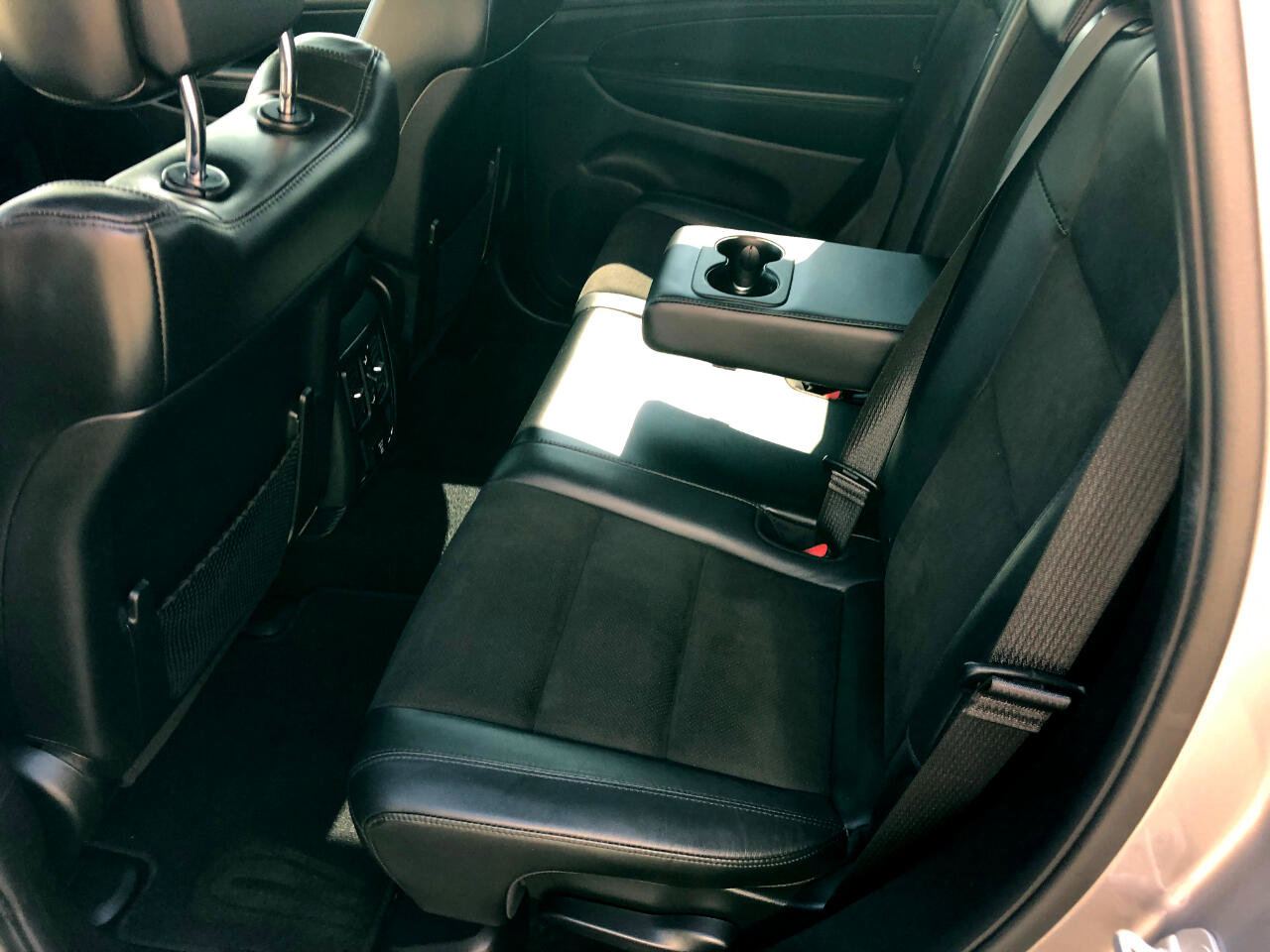 Used 2020 Jeep Grand Cherokee Altitude image 26