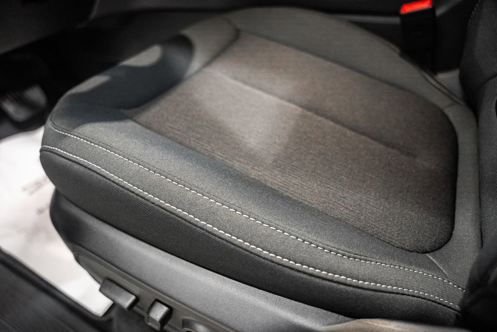 New 2025 Jeep Grand Cherokee Laredo X w/ Luxury Tech Group I image 35