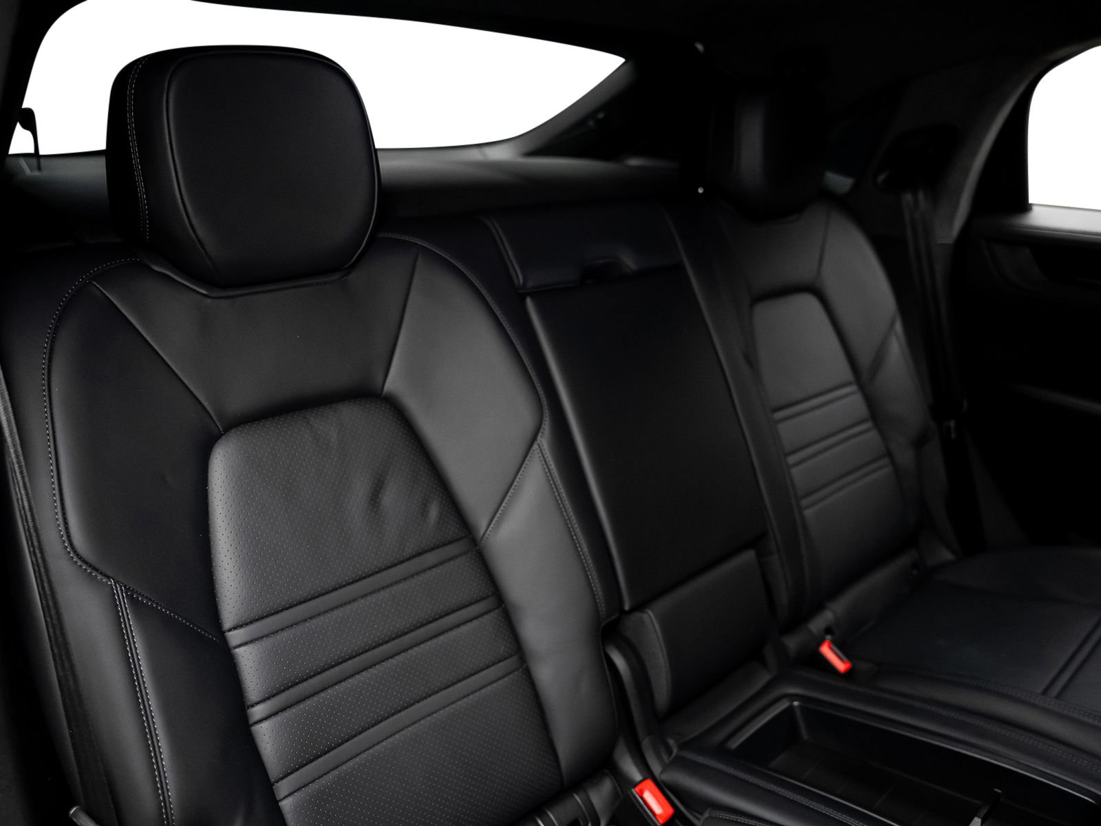 Used 2024 Porsche Cayenne Turbo GT AWD/4WD image 35