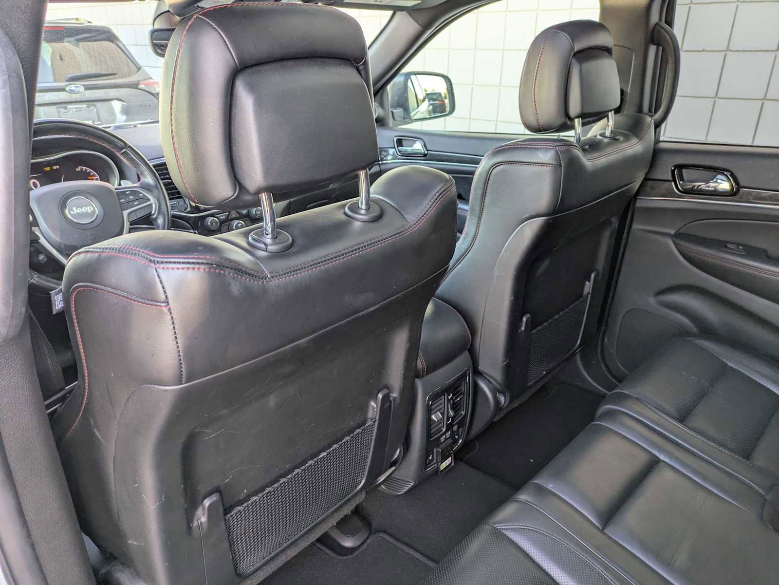 Used 2020 Jeep Grand Cherokee Trailhawk w/ Trailhawk Luxury Group image 17