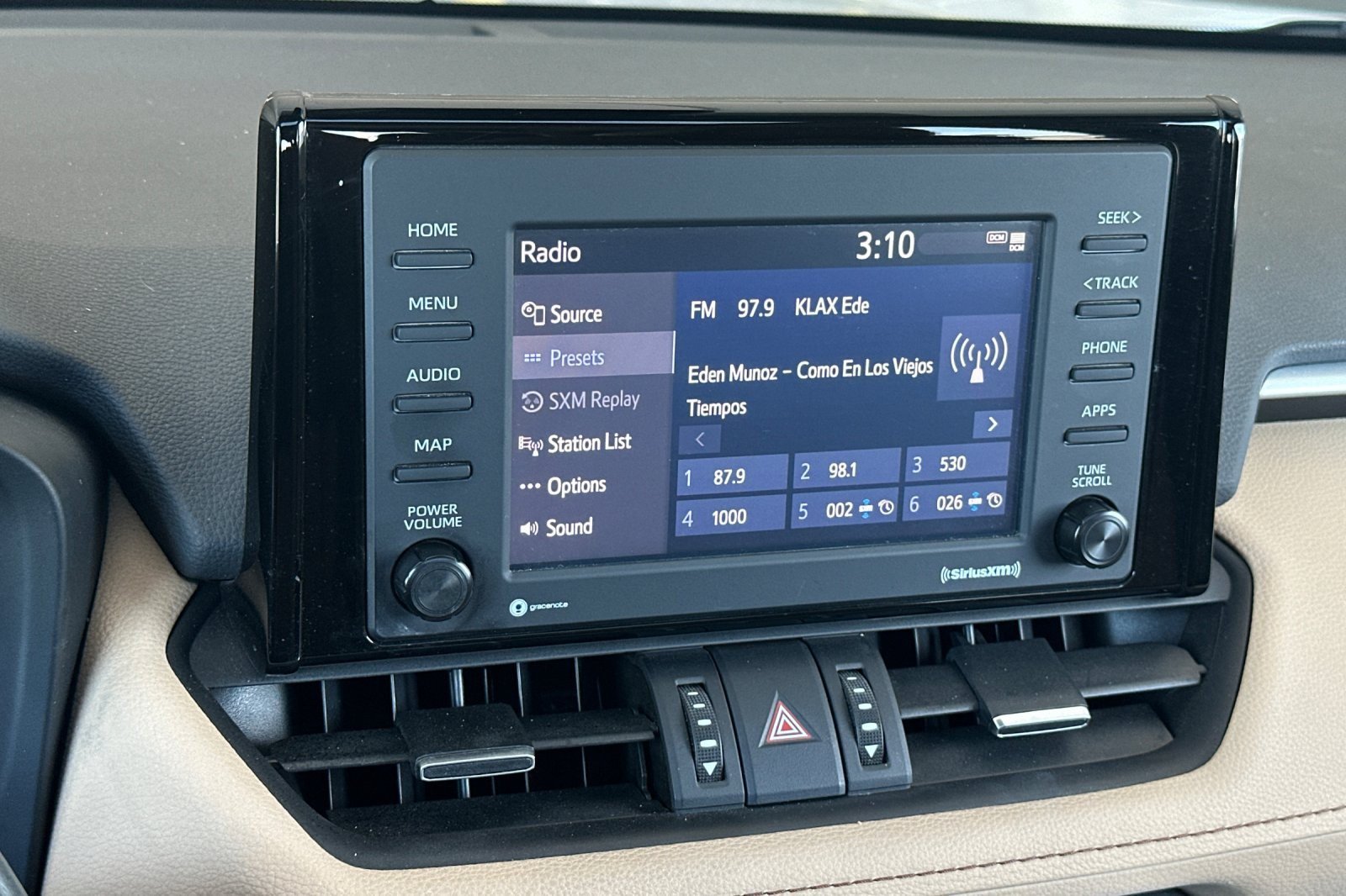 Certified 2022 Toyota RAV4 XLE Premium AWD/4WD image 17