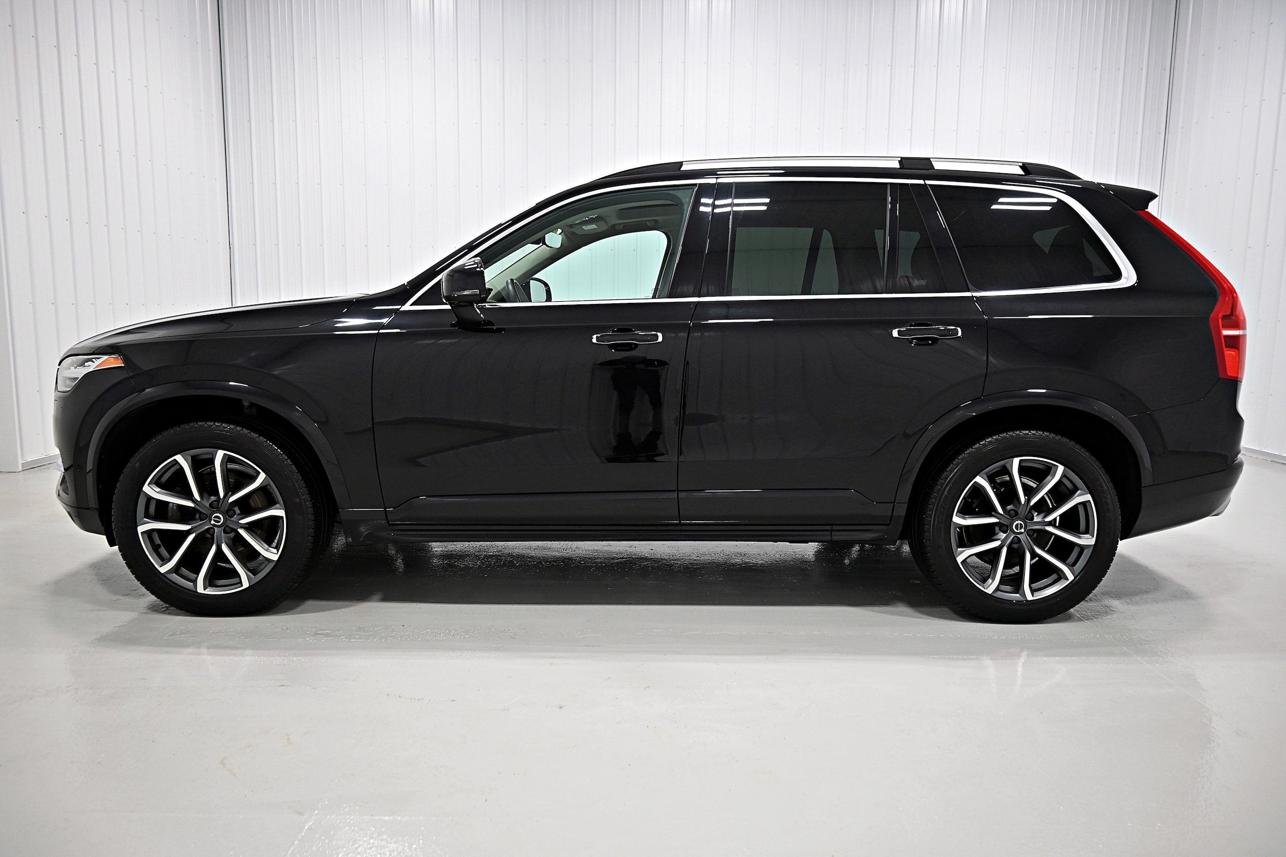 Used 2019 Volvo XC90 T6 Momentum w/ Advanced Package AWD/4WD image 25