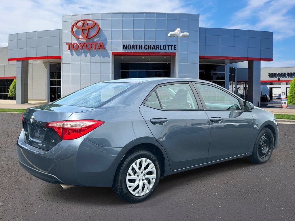 Used 2018 Toyota Corolla LE FWD image 7