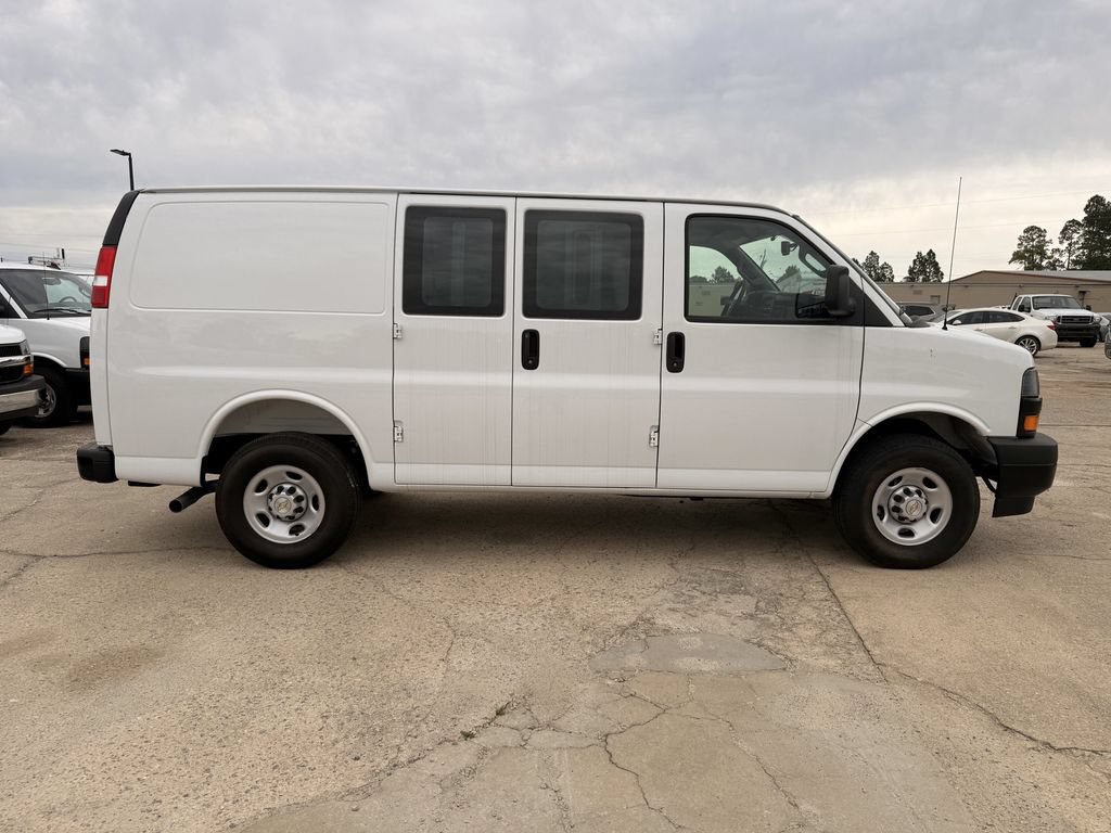 New 2025 Chevrolet Express 2500 w/ Driver Convenience Package RWD image 6
