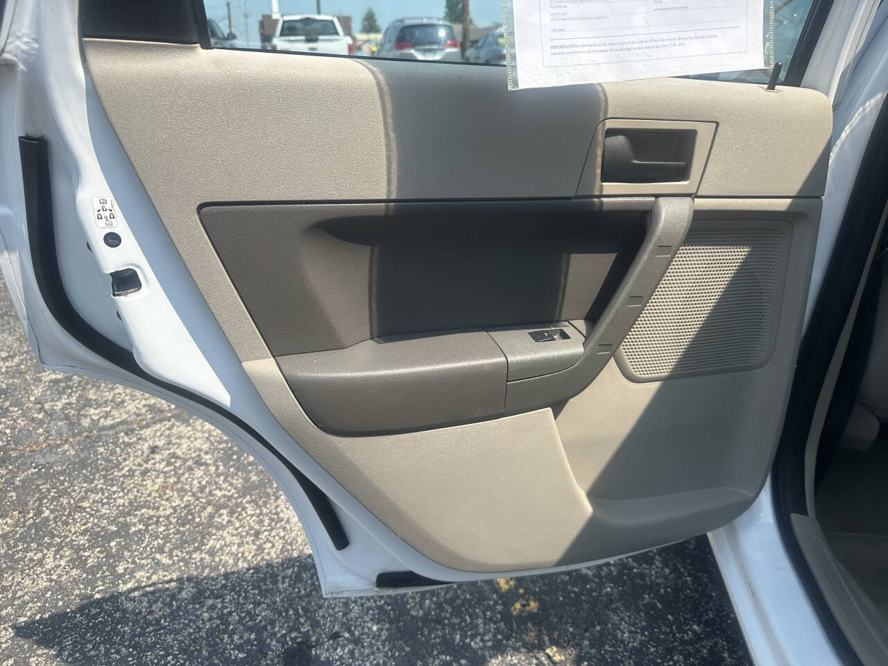 Used 2008 Ford Focus SE FWD image 24