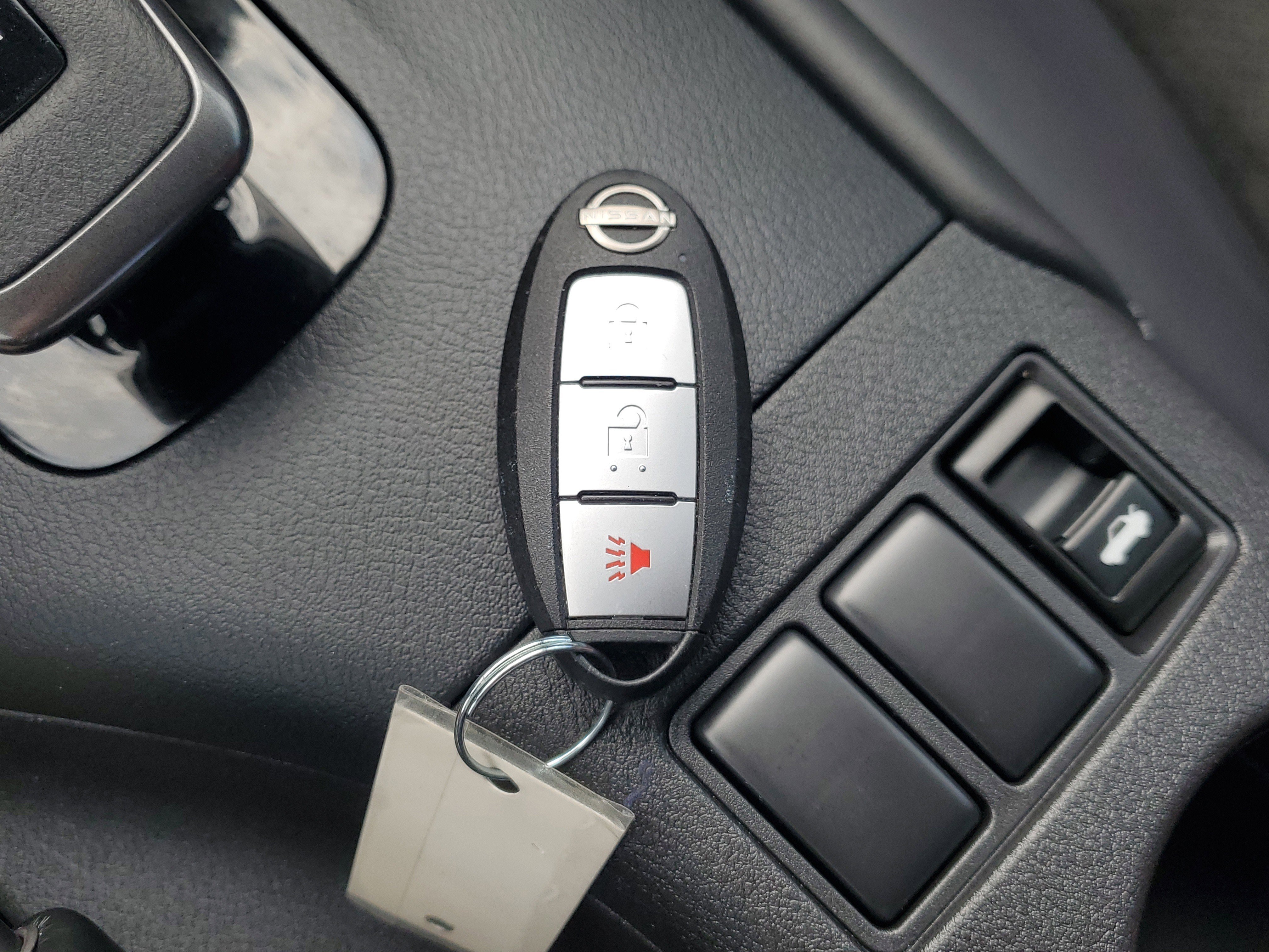 Used 2024 Nissan Z NISMO w/ Floor Mat Package image 29