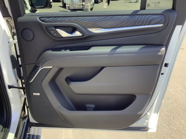 Used 2022 GMC Yukon XL Denali AWD/4WD image 37