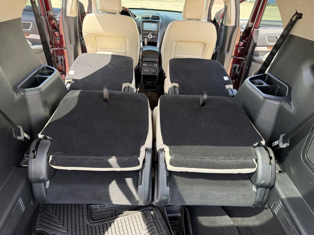 Used 2018 Ford Explorer Platinum AWD/4WD image 41