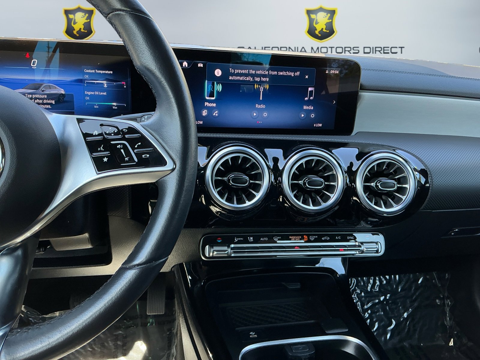 Used 2025 Mercedes-Benz CLA 250 4MATIC image 13