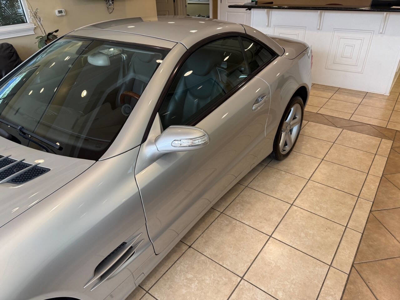 Used 2005 Mercedes-Benz SL 500 image 12