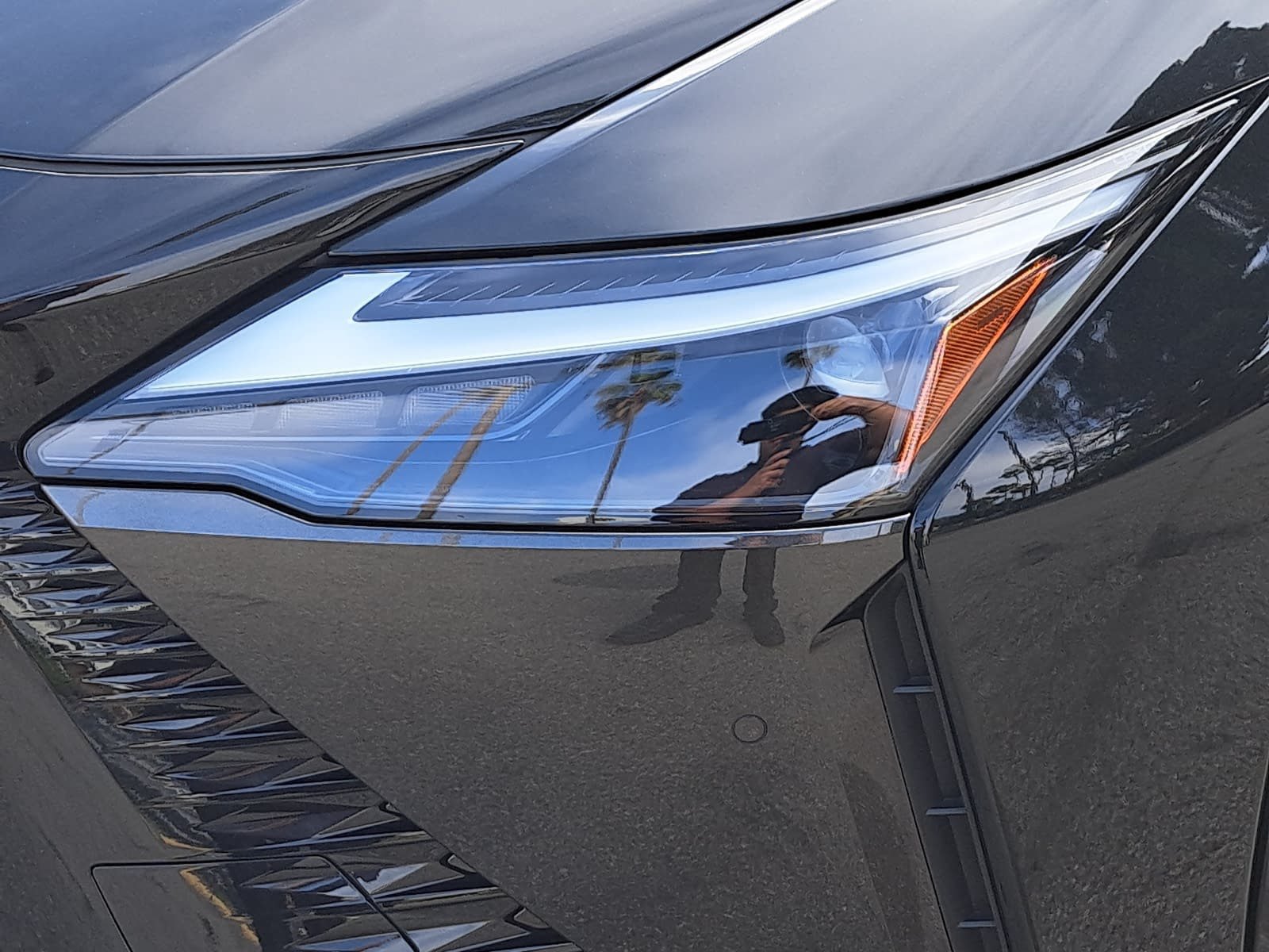 Used 2024 Lexus RZ 300e Premium w/ Accessory Package (Z1) FWD image 35