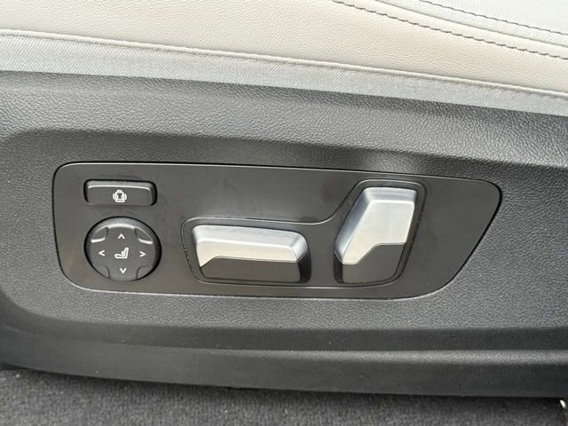 Certified 2024 BMW X5 xDrive50e w/ M Sport Package AWD/4WD image 21