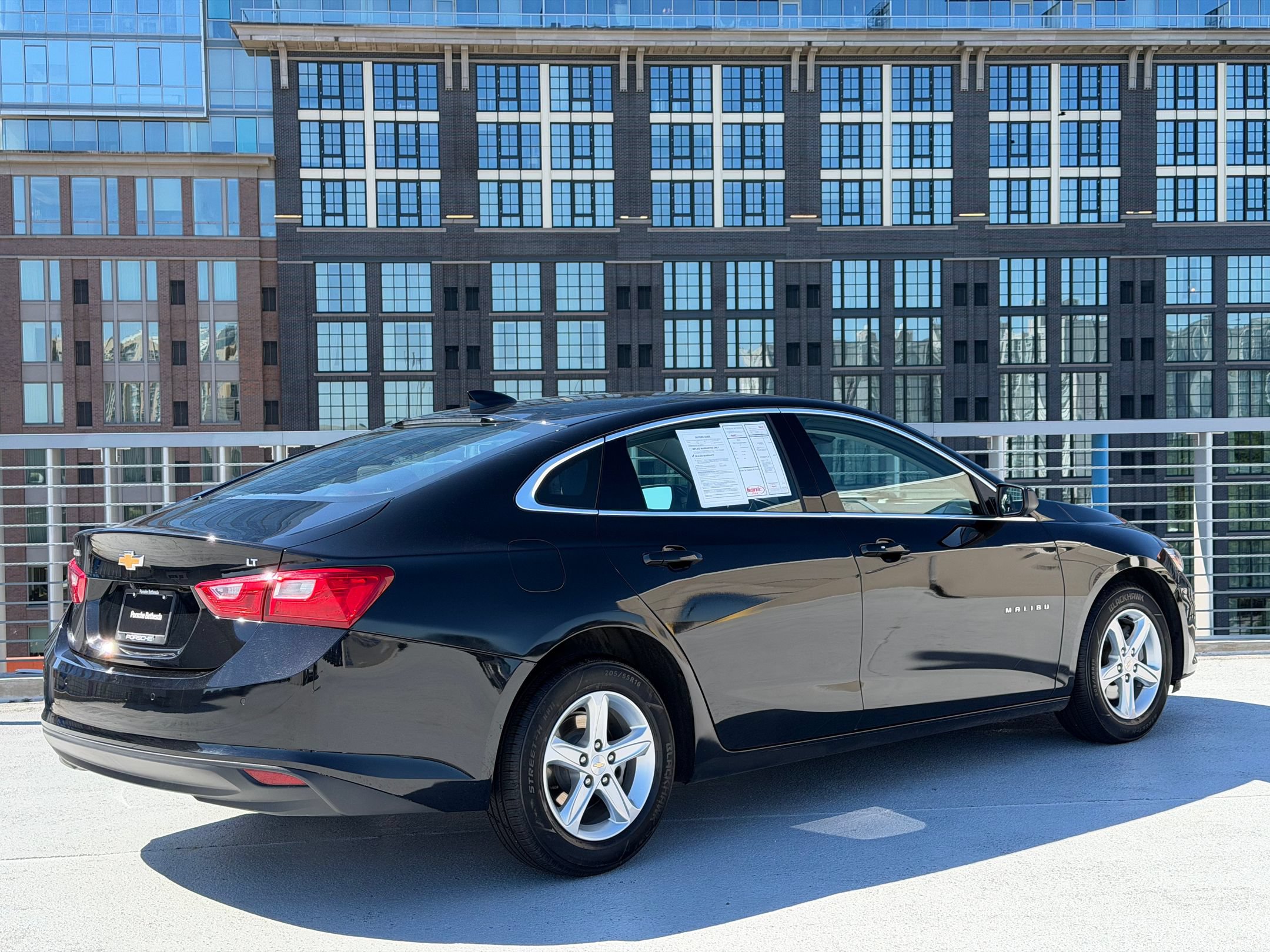 Used 2024 Chevrolet Malibu LT FWD image 9
