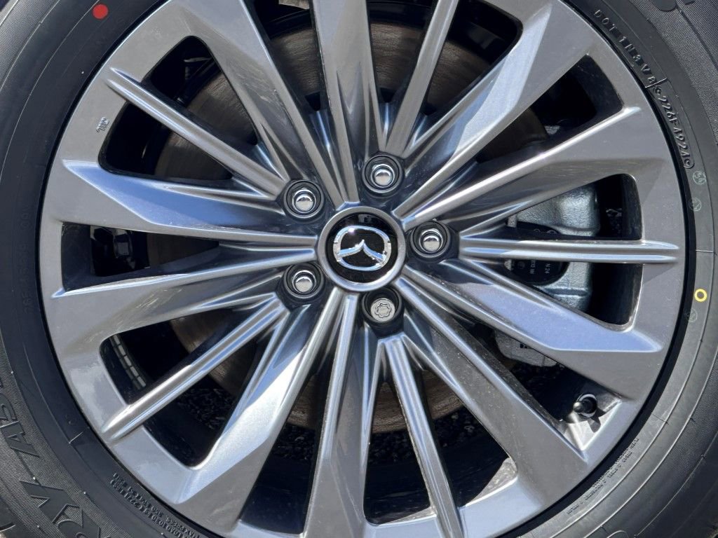 New 2025 MAZDA CX-90 Plug-In Hybrid w/ Preferred image 4