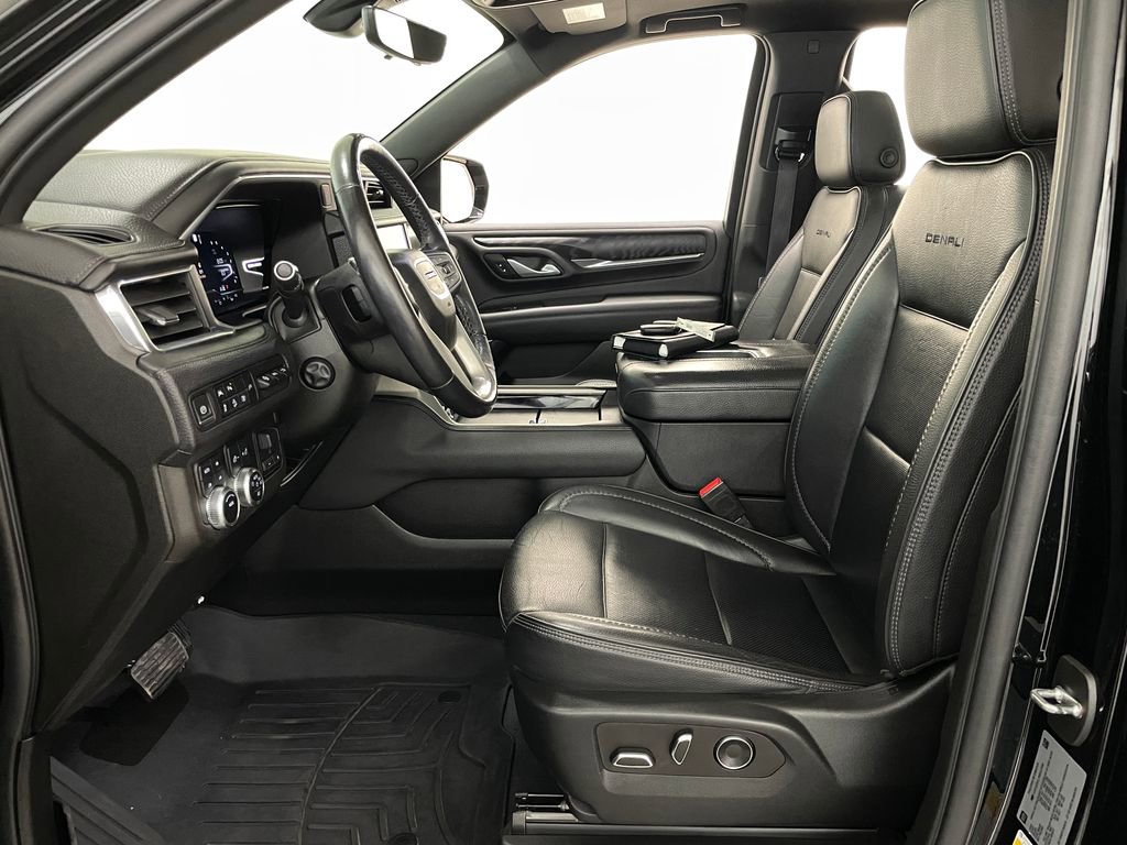 Certified 2022 GMC Yukon Denali w/ Denali Premium Package image 10