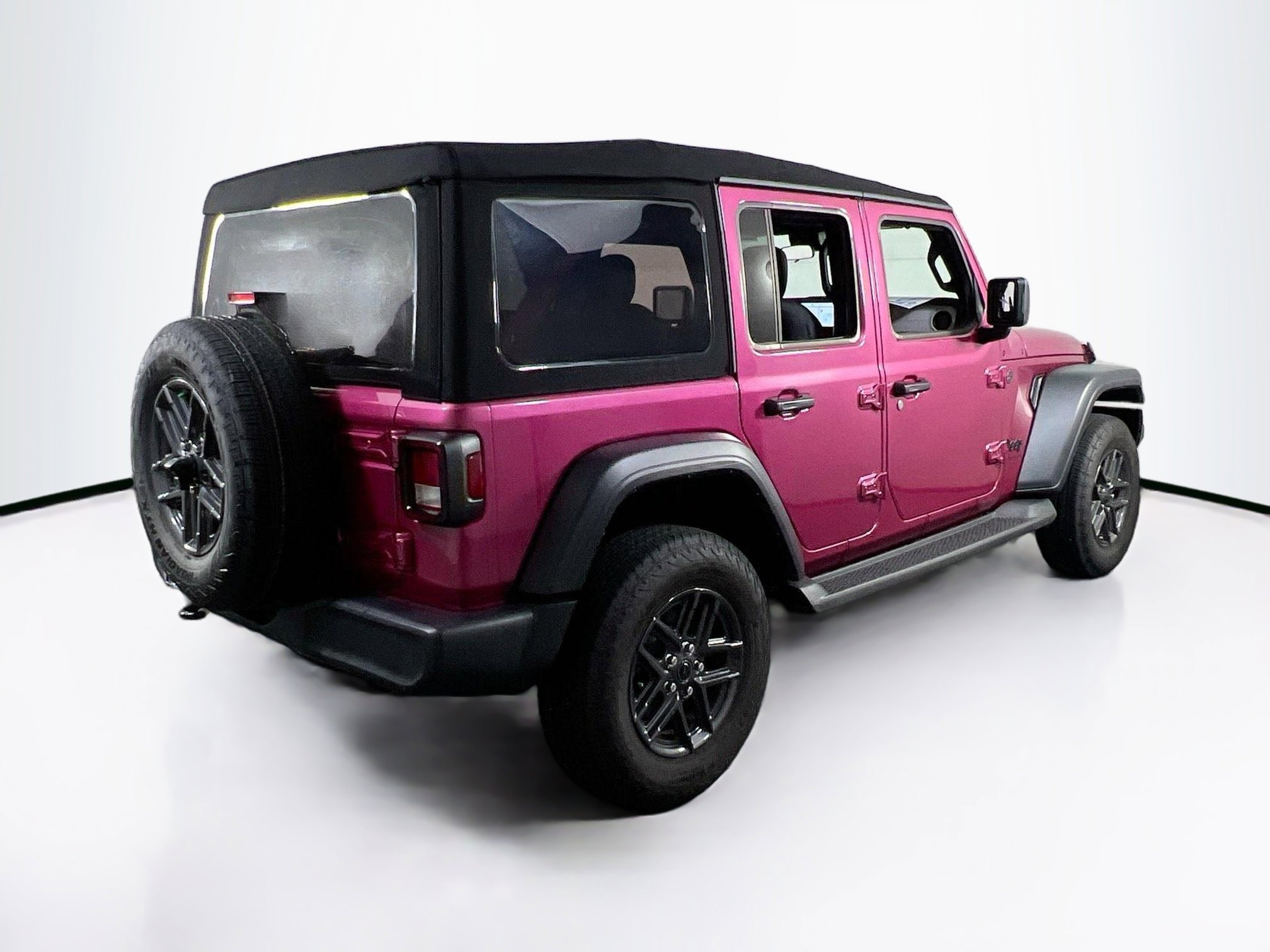 Used 2024 Jeep Wrangler Sport S image 4