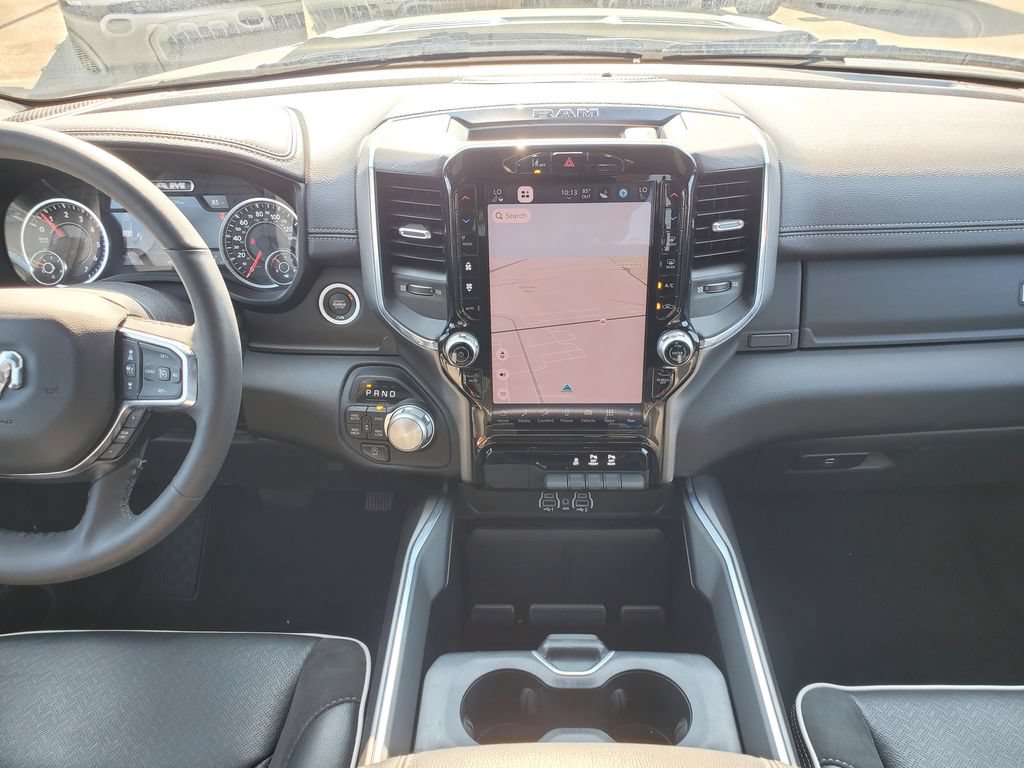 Used 2025 RAM 1500 Laramie w/ Sport Appearance Package AWD/4WD image 15