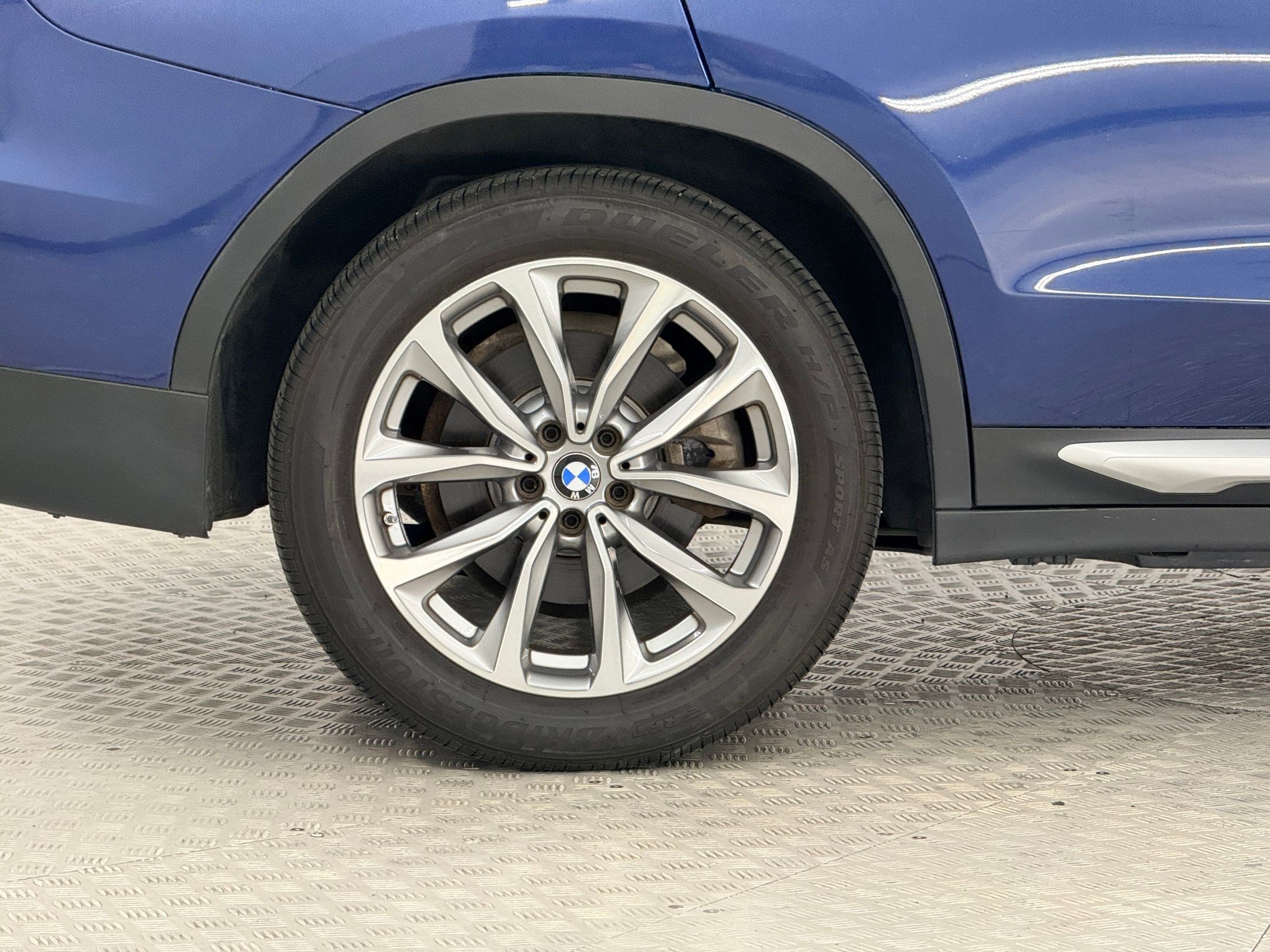 Used 2018 BMW X3 xDrive30i AWD/4WD image 11