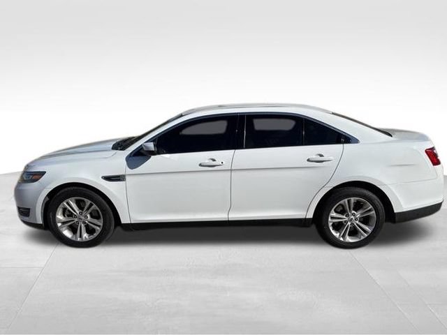 Used 2016 Ford Taurus SEL FWD image 6