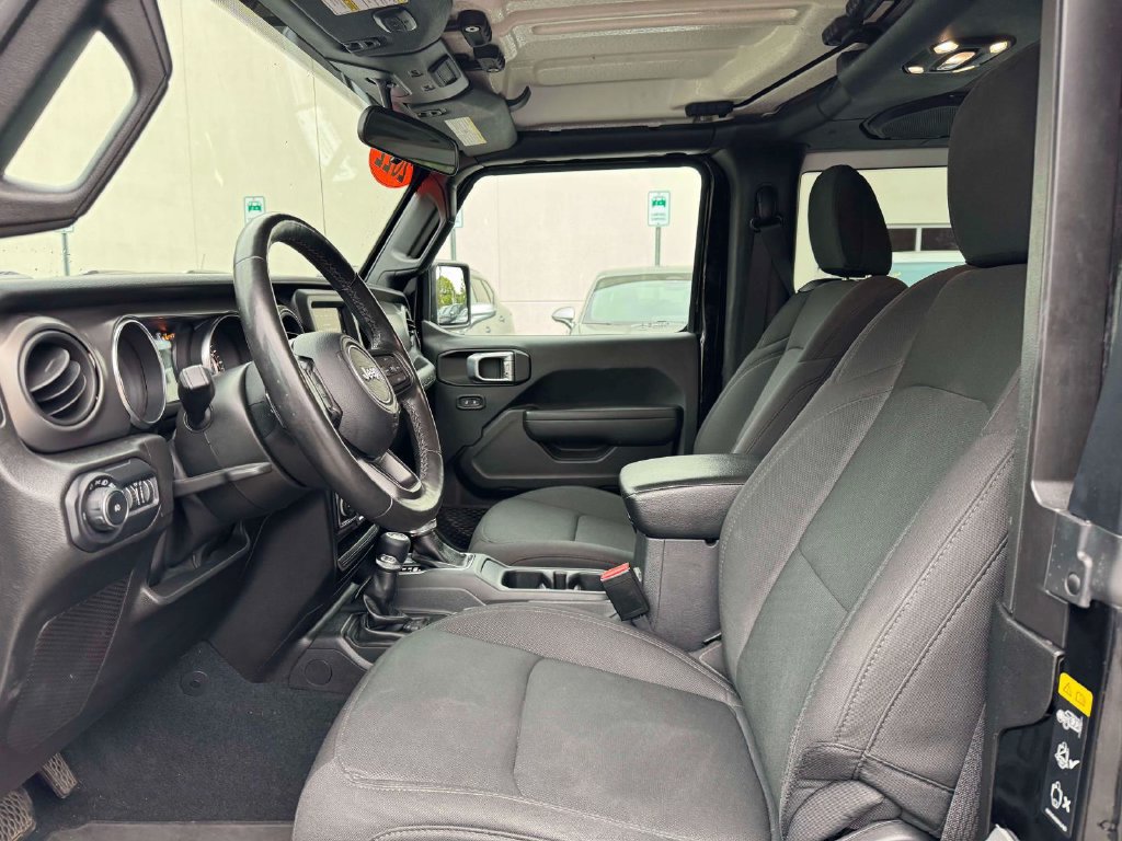 Used 2022 Jeep Wrangler Sport AWD/4WD image 14
