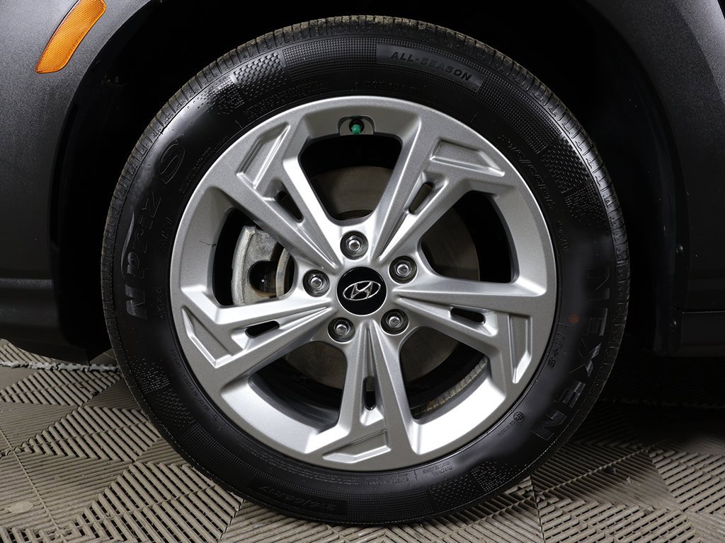 Used 2023 Hyundai Kona SEL w/ Cargo Package image 17
