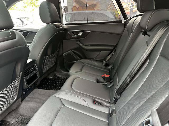 Used 2023 Audi Q8 Prestige w/ Prestige Package AWD/4WD image 18