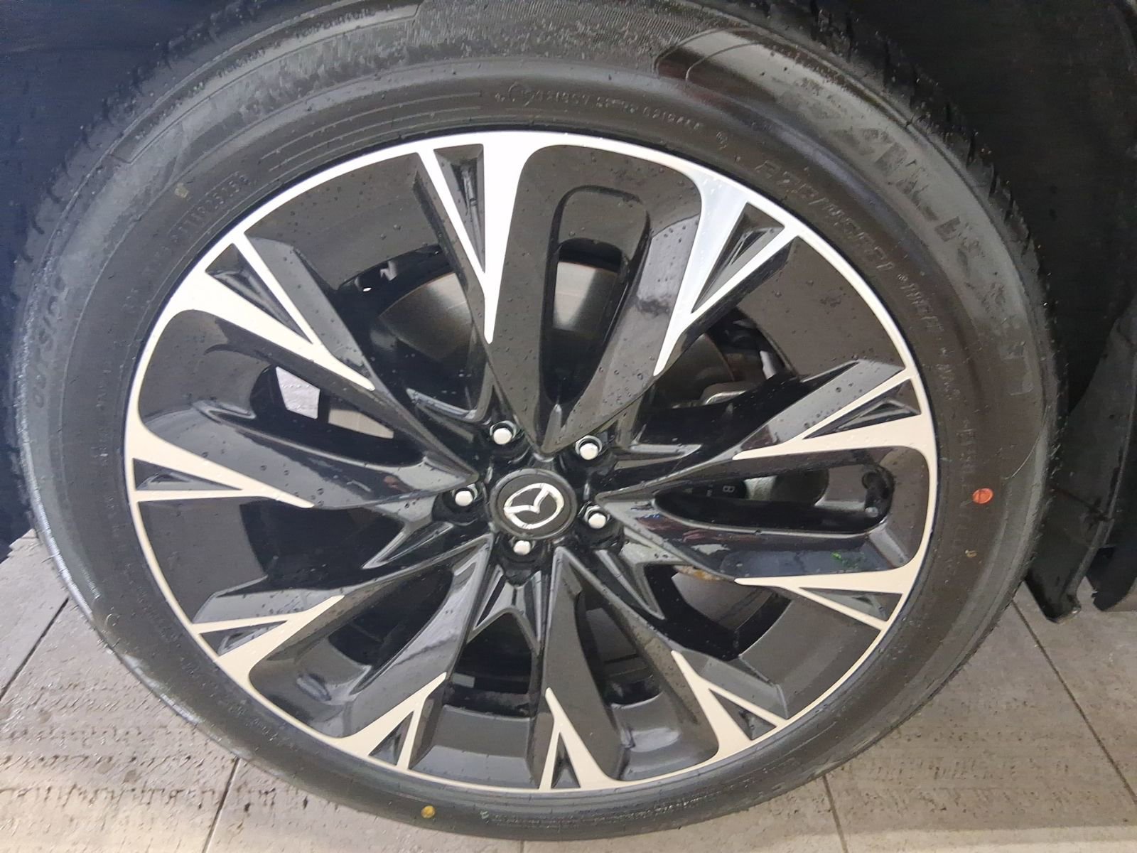 Certified 2024 MAZDA CX-90 Plug-In Hybrid w/ Premium Pkg image 12