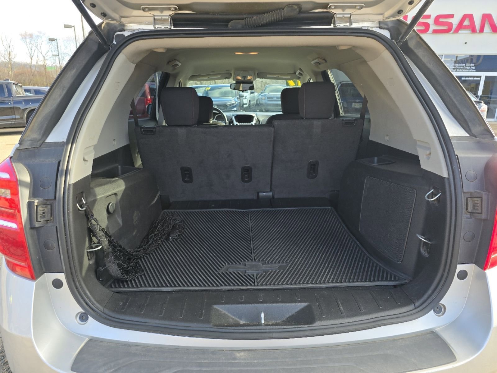 Used 2017 Chevrolet Equinox LT w/ Convenience Package image 13