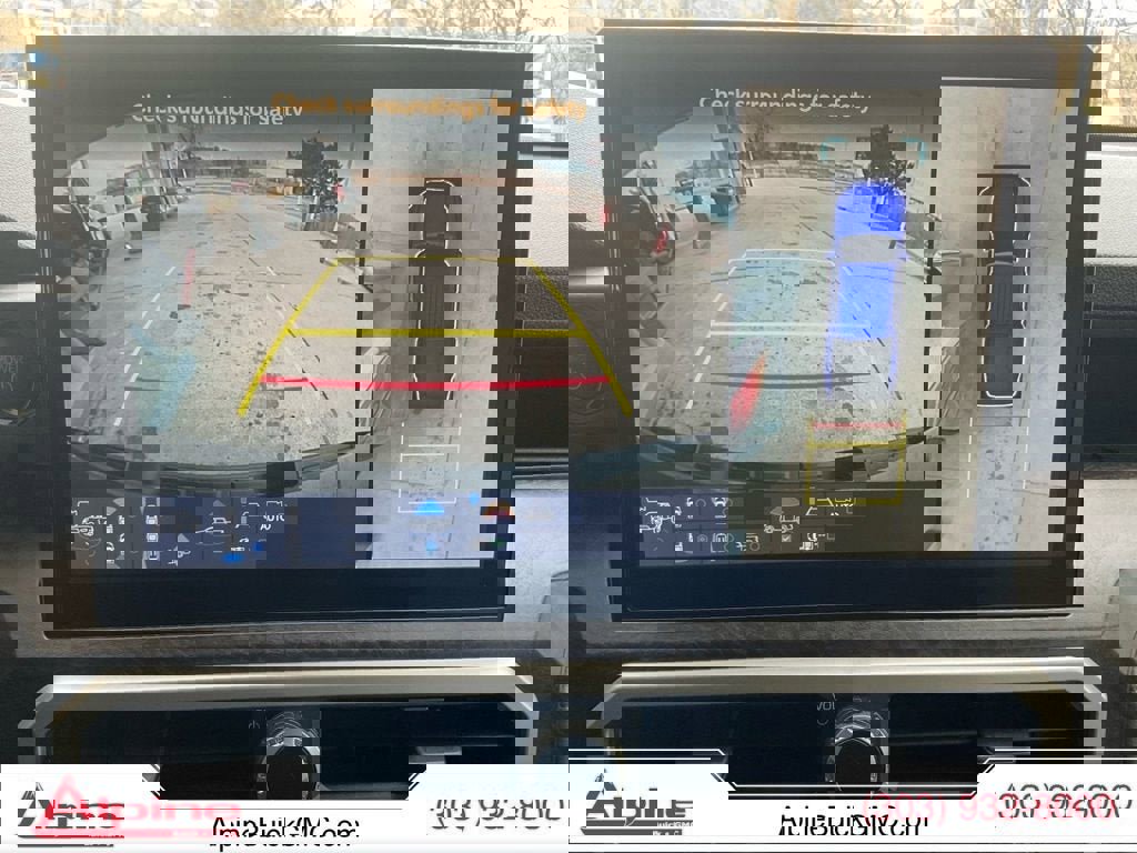 Used 2024 Toyota Tacoma Limited image 16