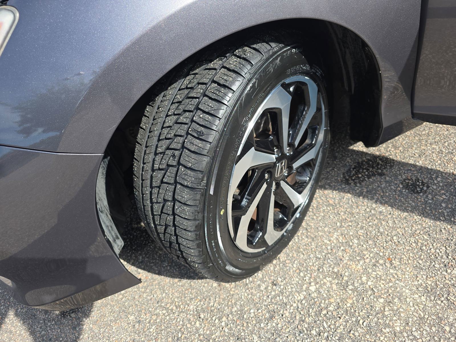 Used 2016 Honda Accord EX image 30