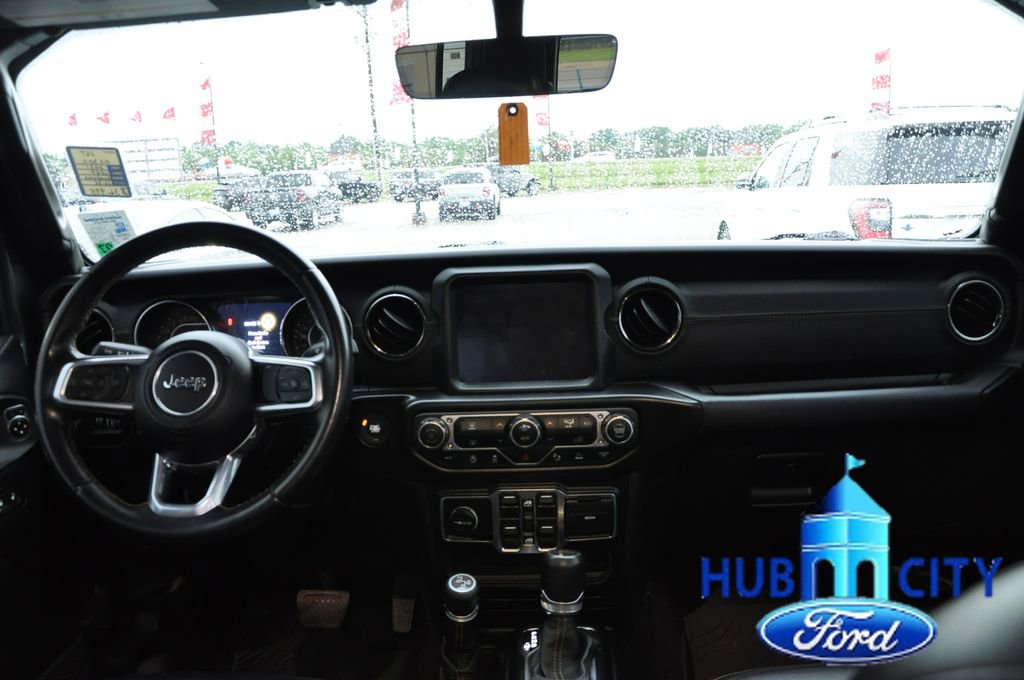 Used 2021 Jeep Gladiator Overland AWD/4WD image 18