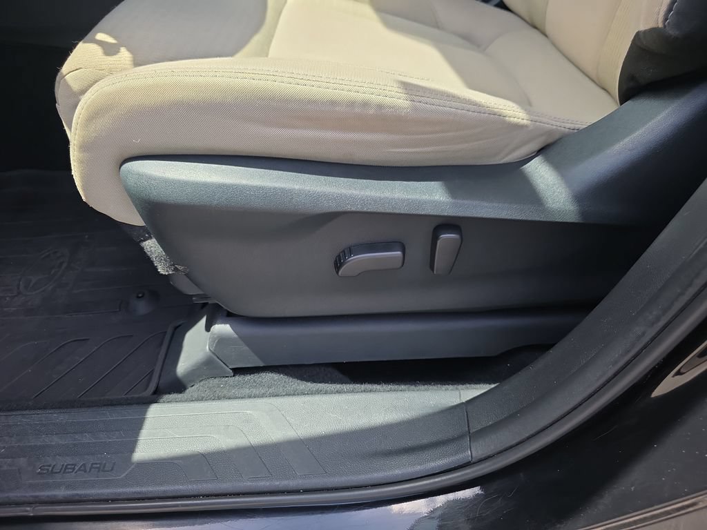 Used 2019 Subaru Ascent Premium w/ Popular Package #2 AWD/4WD image 12