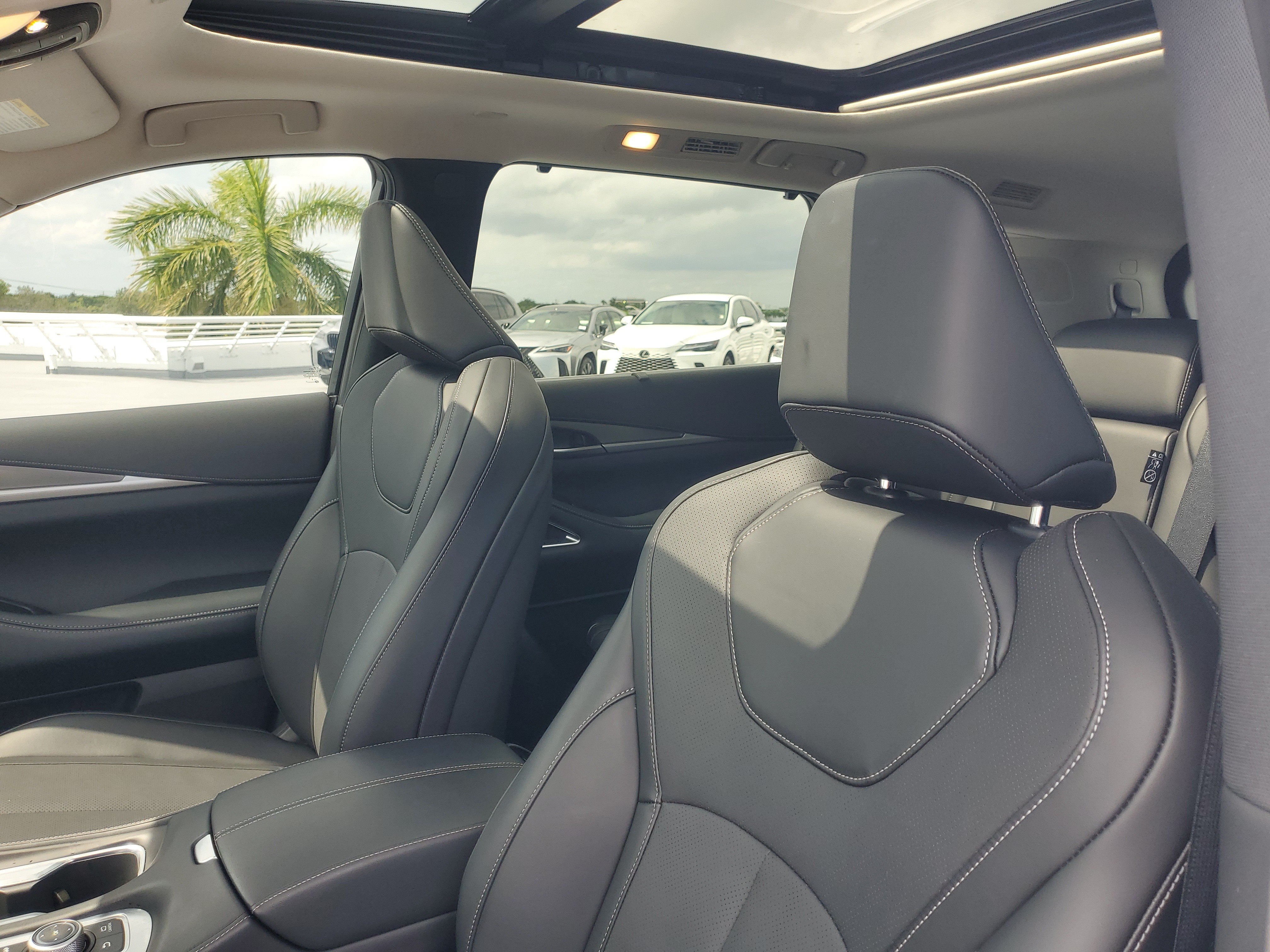 Used 2026 INFINITI QX60 Luxe w/ Cargo Package AWD/4WD image 16