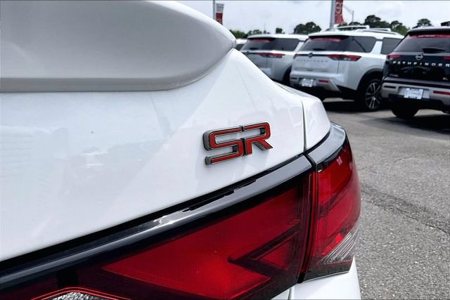 Certified 2025 Nissan Sentra SR w/ Lighting Package FWD image 21