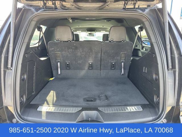 Used 2025 Chevrolet Suburban Z71 image 21