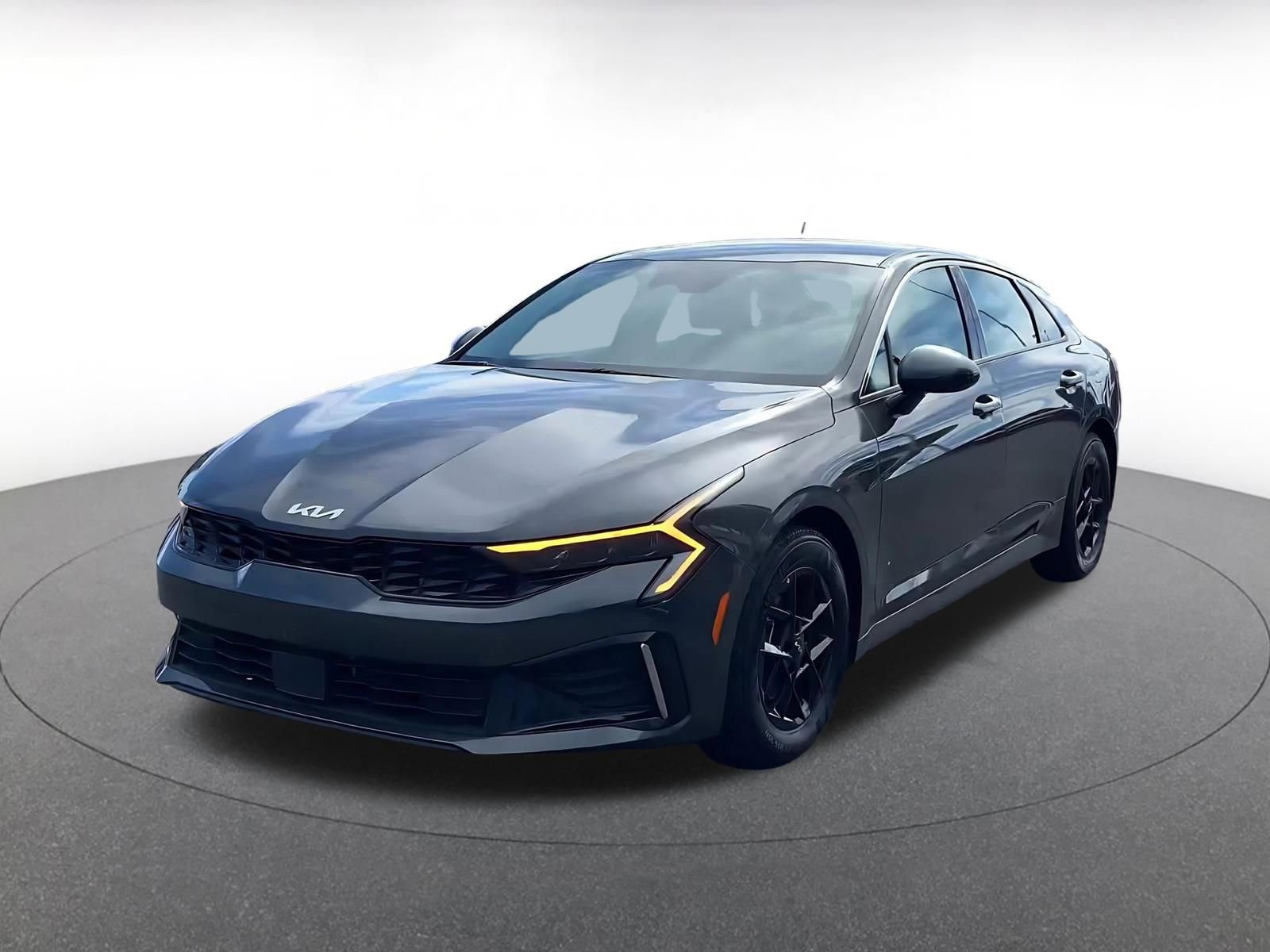 Used 2025 Kia K5 LXS image 7