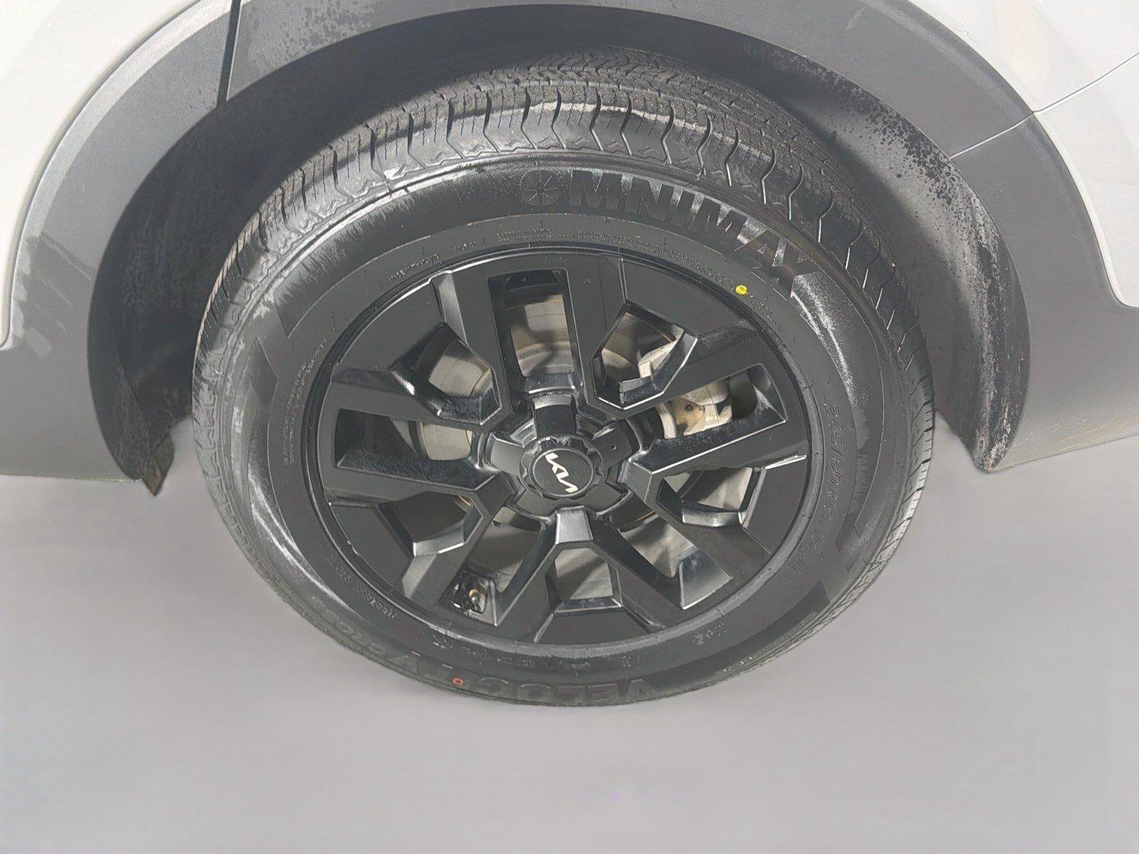 Used 2024 Kia Telluride SX Prestige X-Pro AWD/4WD image 32