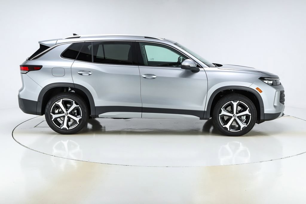 New 2026 Volkswagen Tiguan SE image 49