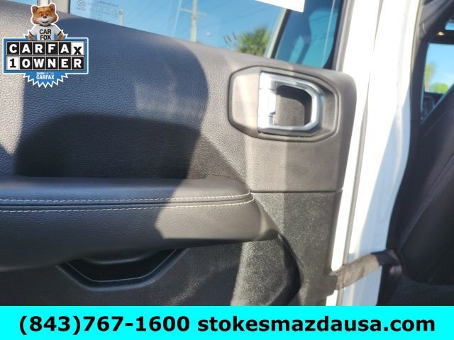 Used 2023 Jeep Wrangler Unlimited Sahara w/ Cold Weather Group image 18