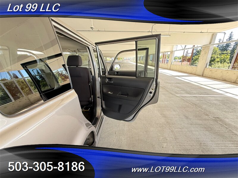 Used 2005 Scion xB FWD image 53