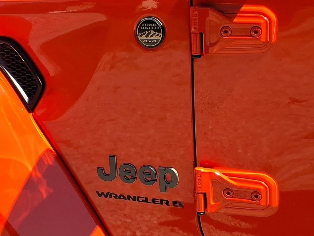 Used 2023 Jeep Wrangler Unlimited Rubicon 392 w/ Trailer Tow Package AWD/4WD image 18